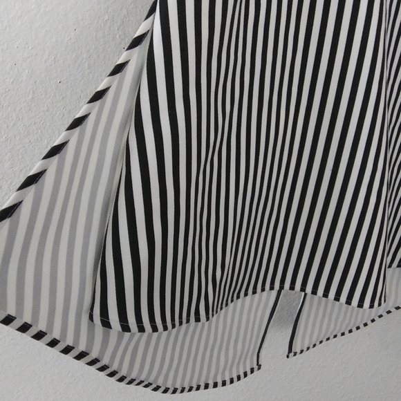 {tl} the letter asymmetrical hi-low striped blouse - Picture 3 of 10